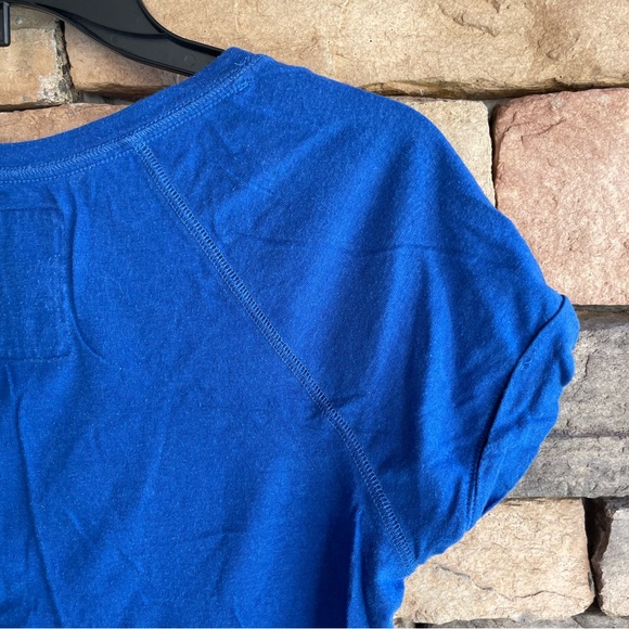 Abercrombie & Fitch blue T-shirt Women Small - Picture 8 of 10
